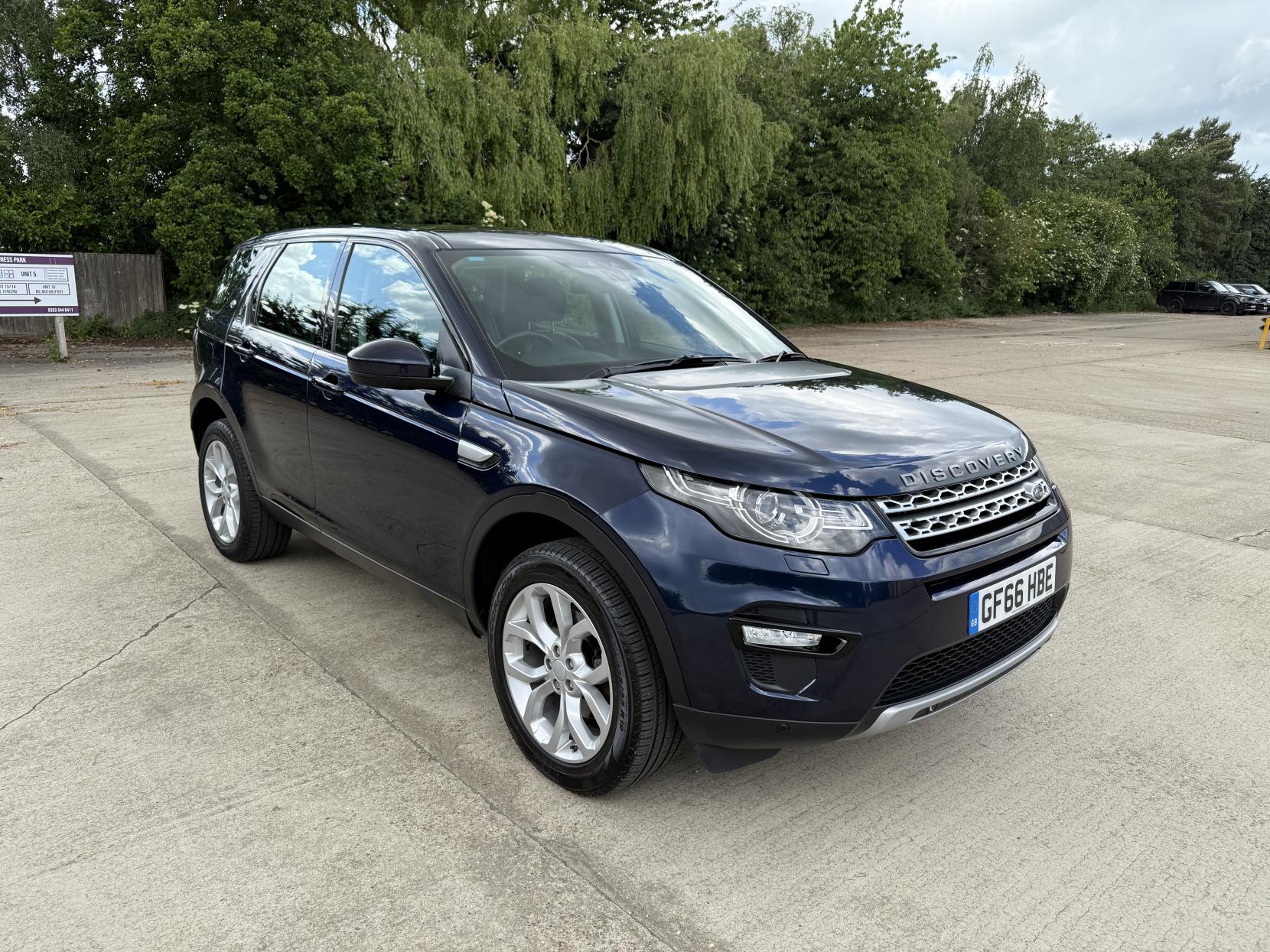 Land Rover Discovery Sport 2.0 TD4 HSE SUV 5dr Diesel Auto 4WD Euro 6 (s/s) (180 ps)