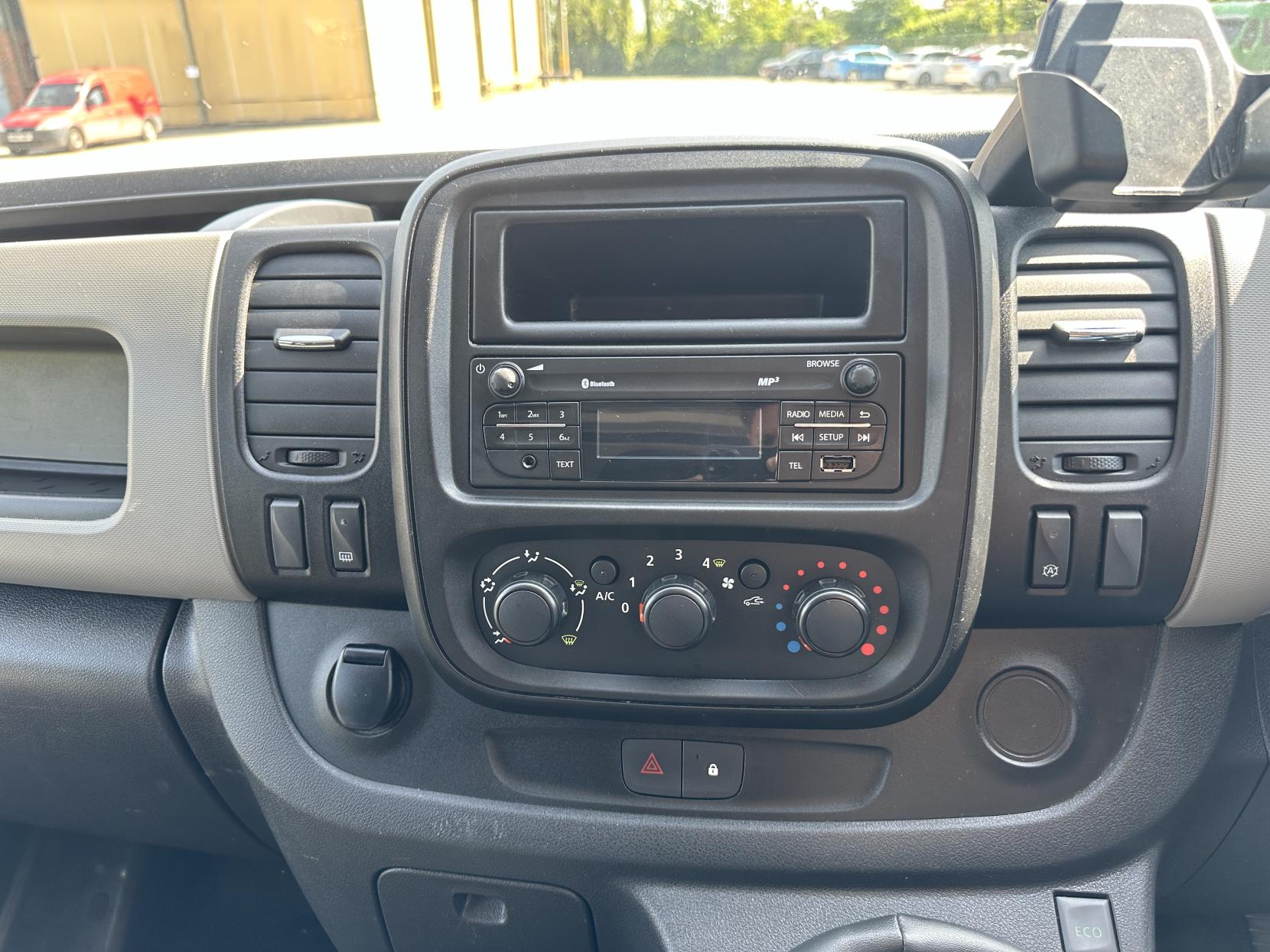 Renault Trafic 1.6 dCi ENERGY 29 Business+ Panel Van 5dr Diesel Manual LWB Standard Roof Euro 6 (s/s) (125 ps)