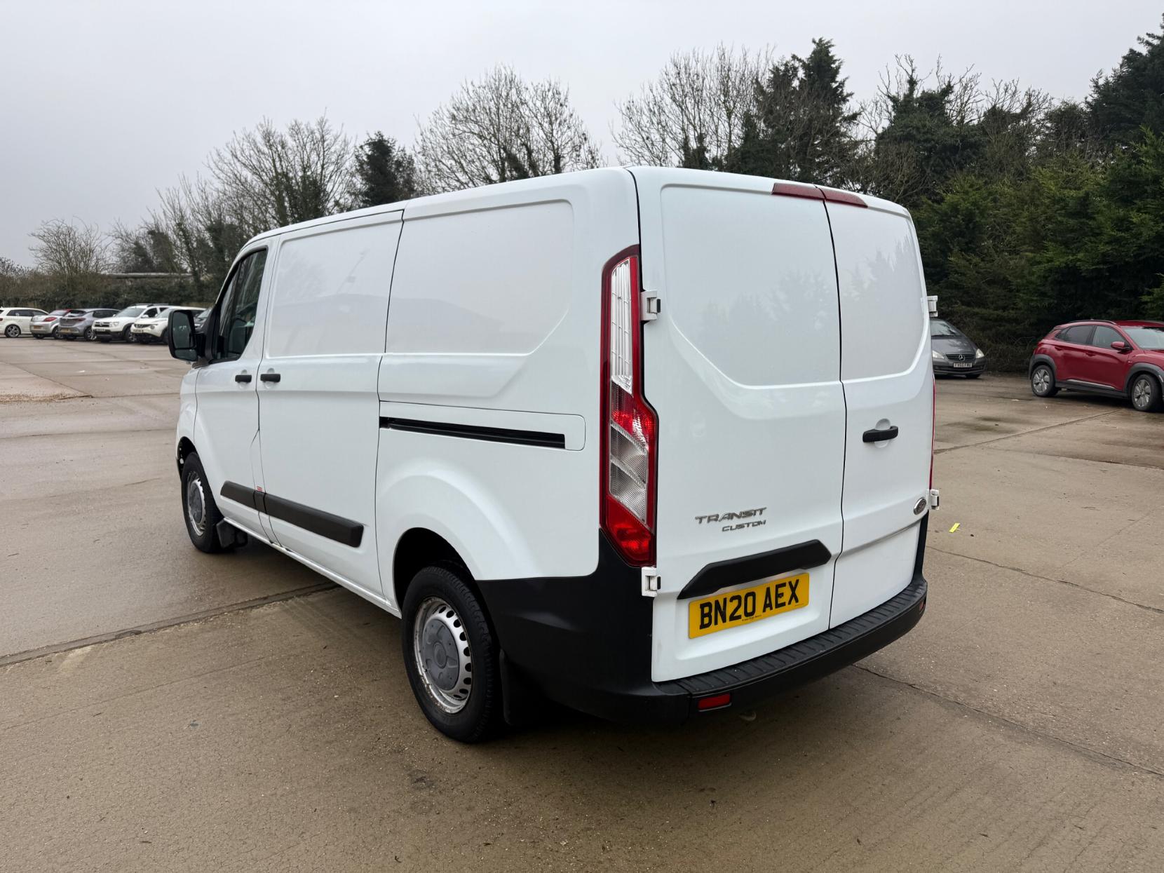 Ford Transit Custom 2.0 300 EcoBlue Leader Panel Van 5dr Diesel Manual L1 H1 Euro 6 (s/s) (105 ps)