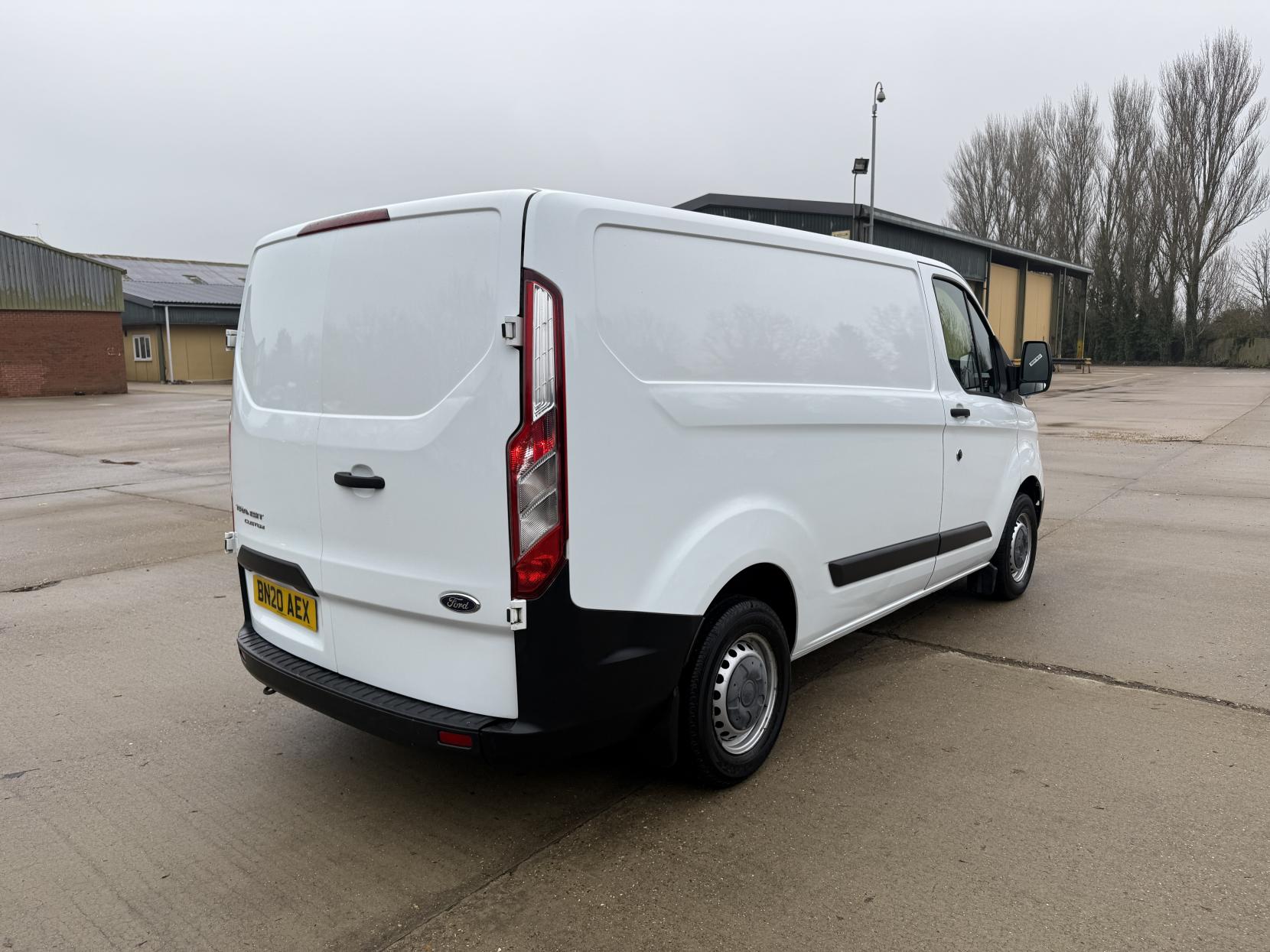 Ford Transit Custom 2.0 300 EcoBlue Leader Panel Van 5dr Diesel Manual L1 H1 Euro 6 (s/s) (105 ps)