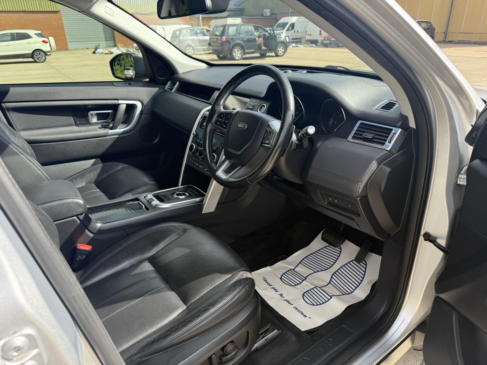 Land Rover Discovery Sport 2.0 TD4 HSE SUV 5dr Diesel Auto 4WD Euro 6 (s/s) (180 ps)