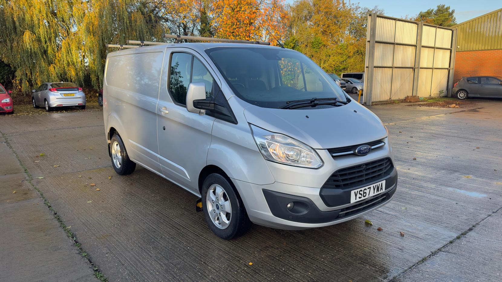 Ford Transit Custom 2.0 TDCi 270 Limited Panel Van 5dr Diesel Manual L1 H1 (157 g/km, 128 bhp)