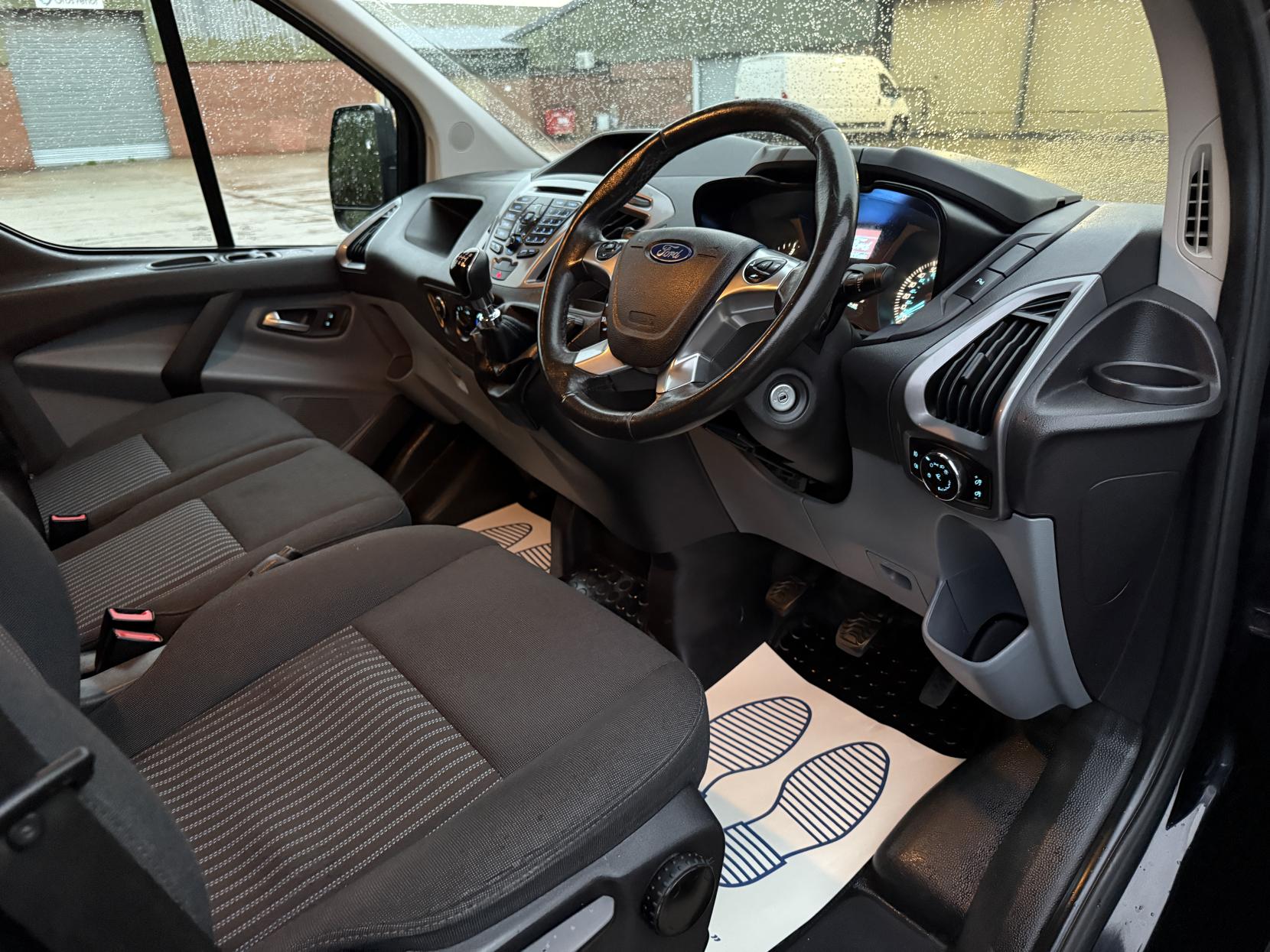 Ford Transit Custom 2.0 TDCi 270 Trend Panel Van 5dr Diesel Manual L1 H1 (157 g/km, 128 bhp)