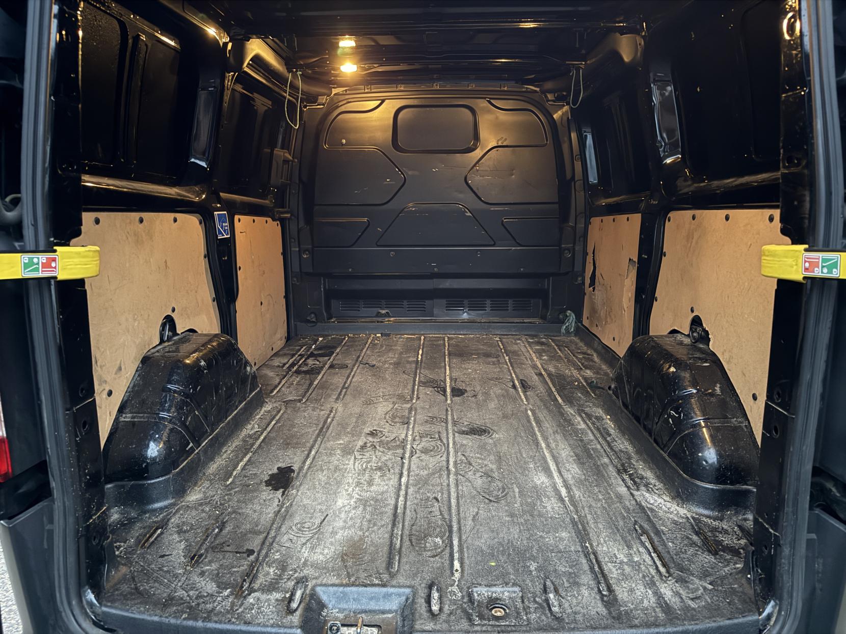 Ford Transit Custom 2.0 TDCi 270 Trend Panel Van 5dr Diesel Manual L1 H1 (157 g/km, 128 bhp)