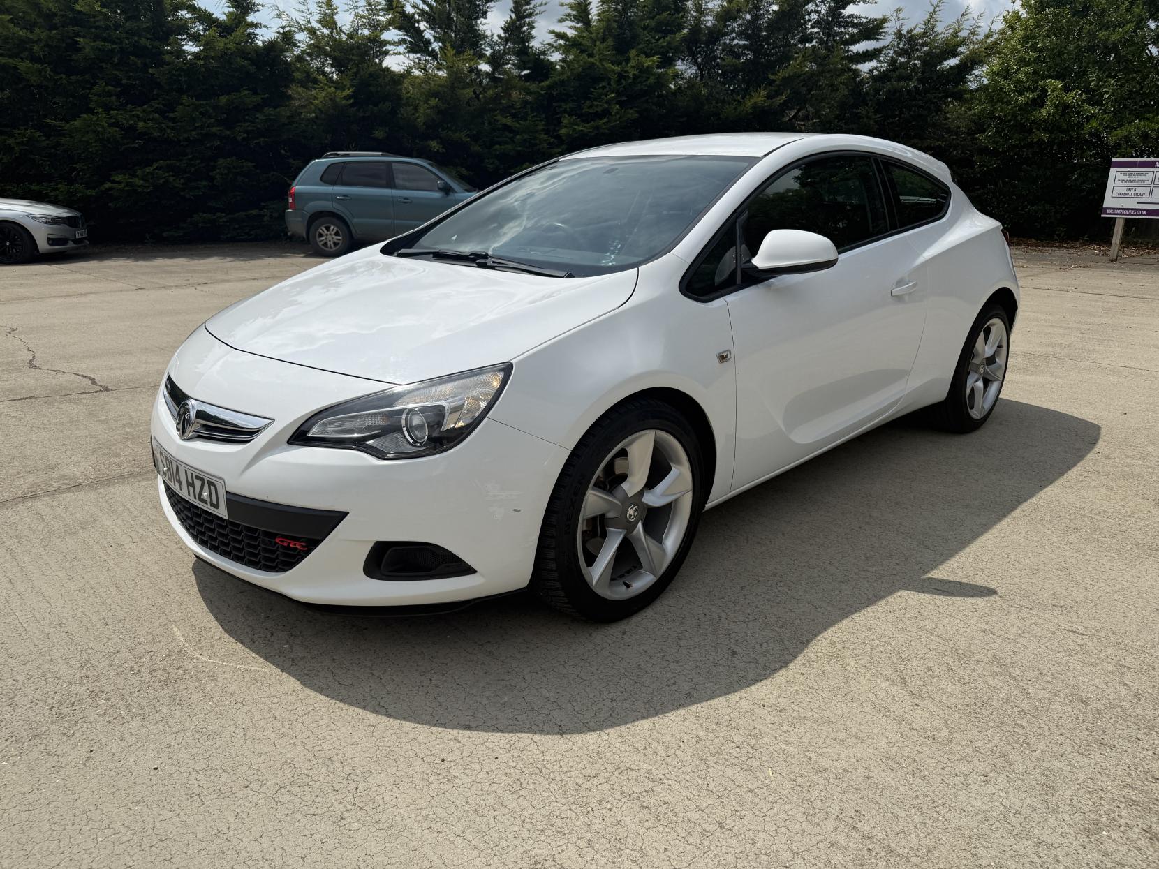 Vauxhall Astra GTC 1.4T GTC 16V Sport Coupe 3dr Petrol Manual Euro 5 (s/s) (120 ps)