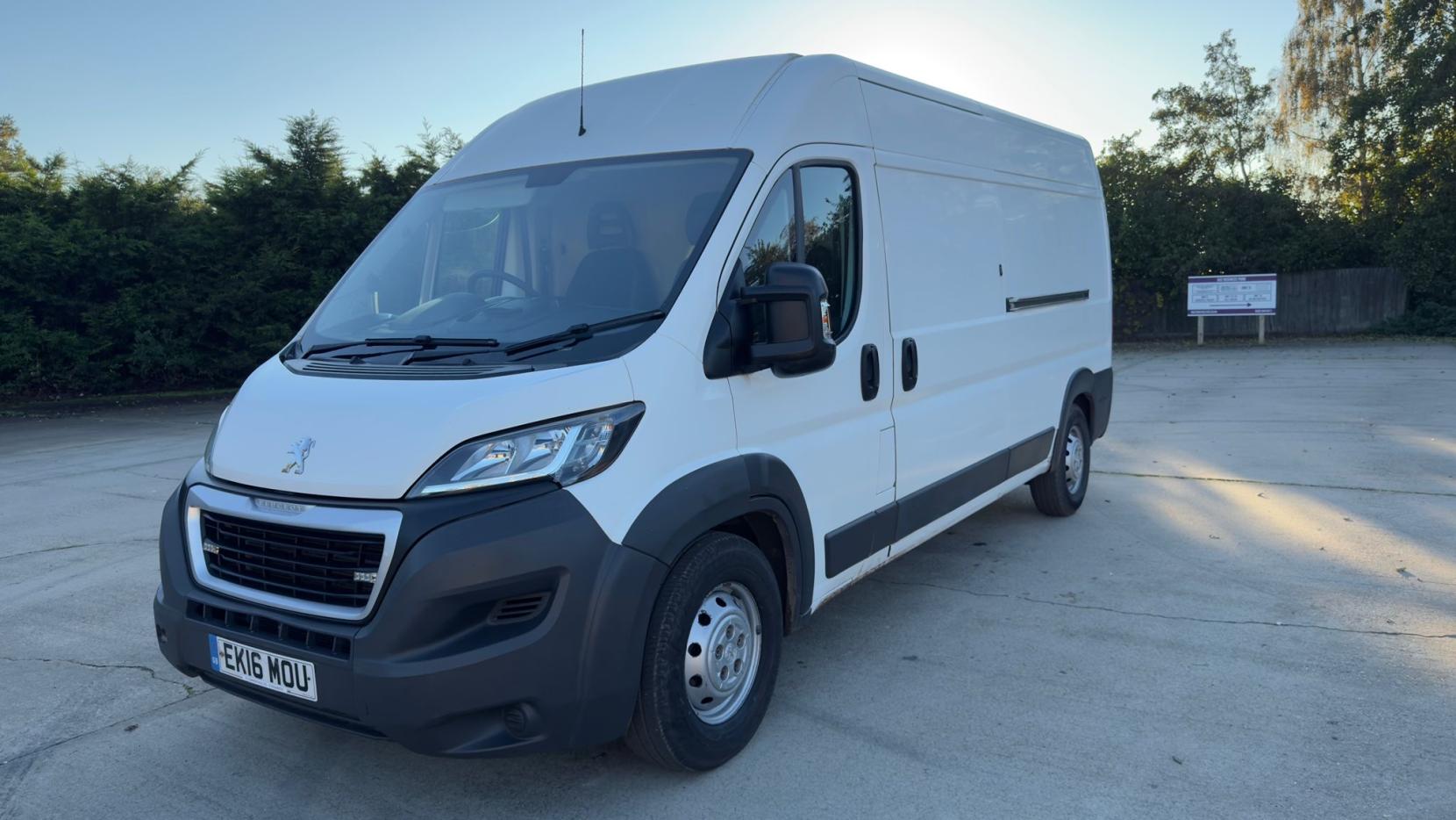 Peugeot Boxer 2.2 HDi 435 Panel Van 5dr Diesel Manual L3 H2 Euro 5 (130 ps)