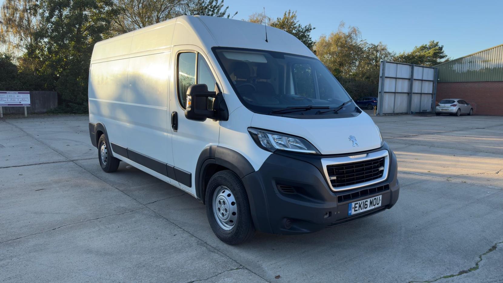 Peugeot Boxer 2.2 HDi 435 Panel Van 5dr Diesel Manual L3 H2 Euro 5 (130 ps)