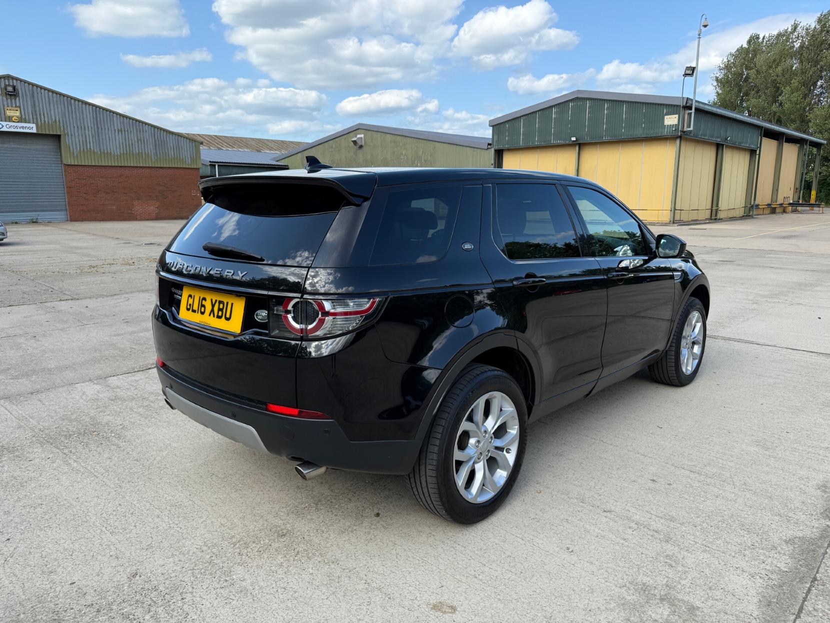 Land Rover Discovery Sport 2.0 TD4 HSE SUV 5dr Diesel Auto 4WD Euro 6 (s/s) (180 ps)