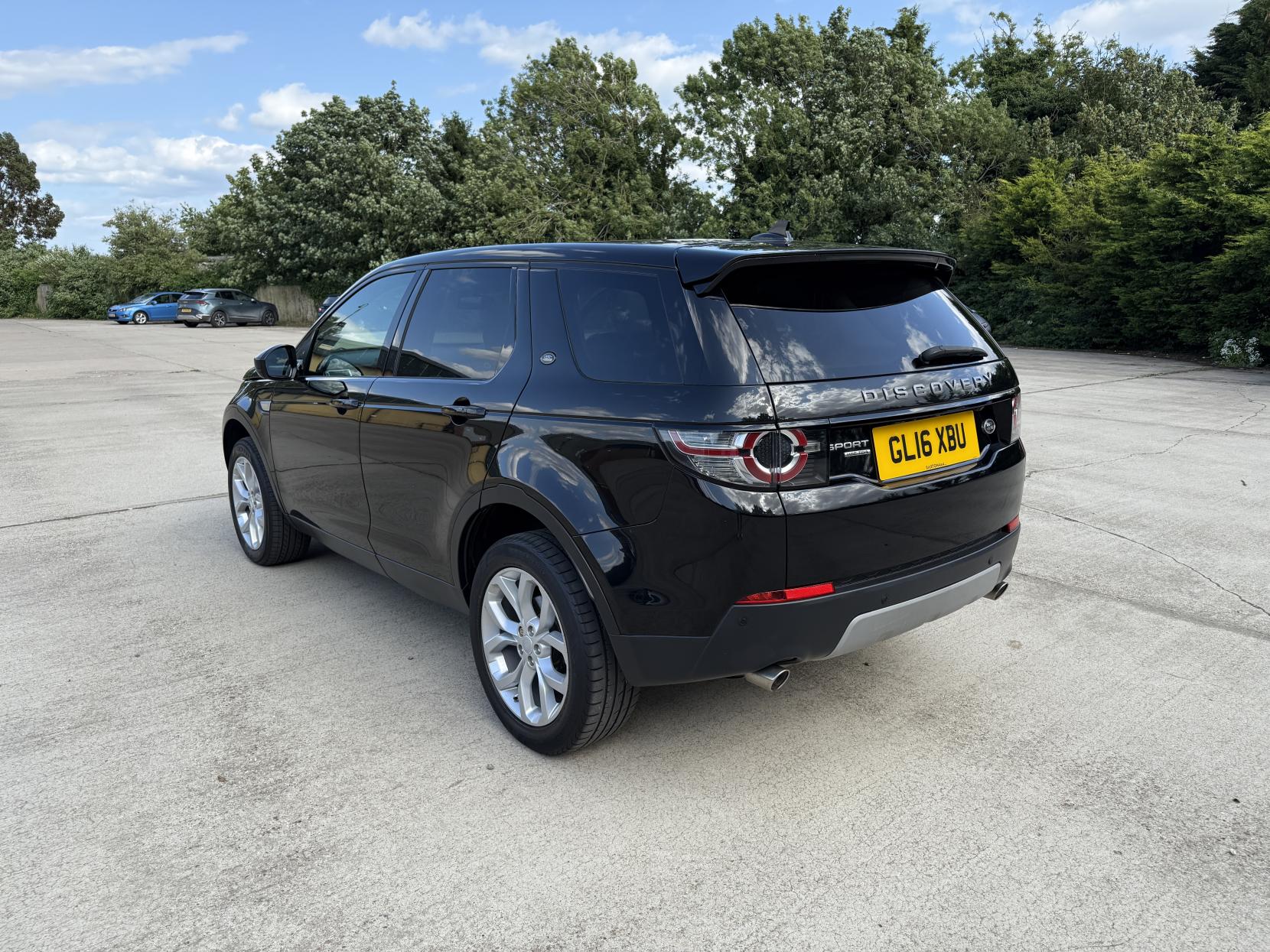 Land Rover Discovery Sport 2.0 TD4 HSE SUV 5dr Diesel Auto 4WD Euro 6 (s/s) (180 ps)