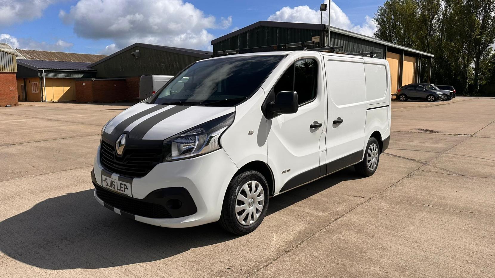 Renault Trafic 1.6 dCi 27 Business+ Panel Van 5dr Diesel Manual SWB Standard Roof Euro 5 (115 ps)