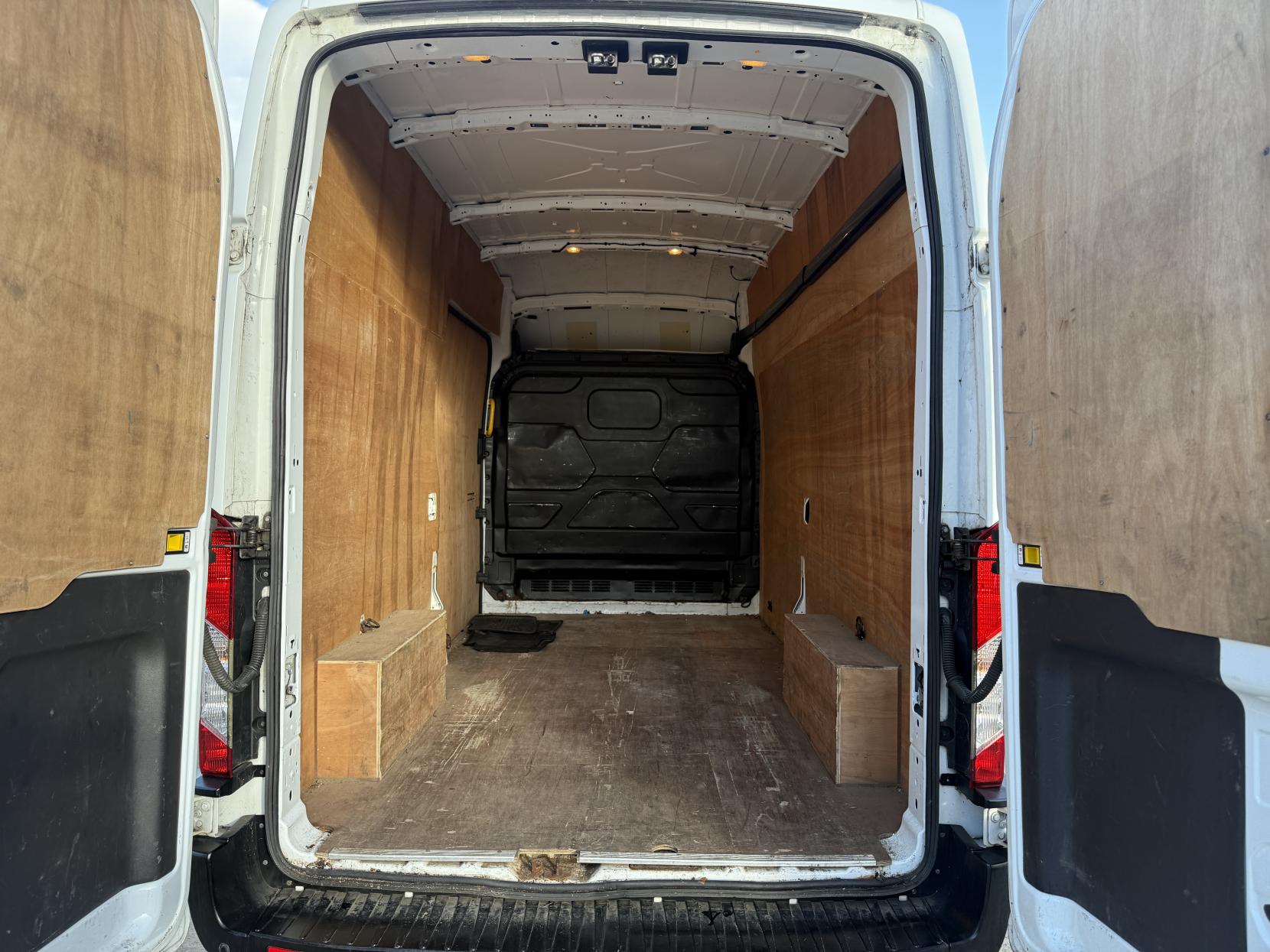 Ford Transit 2.0 350 EcoBlue Leader Panel Van 5dr Diesel Manual FWD L3 H3 Euro 6 (s/s) (130 ps)