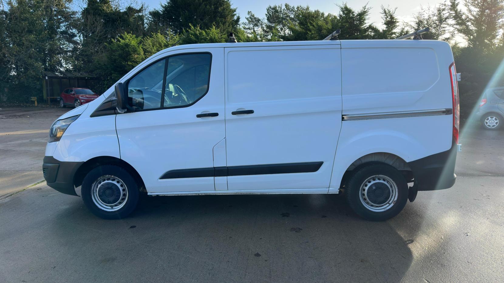 Ford Transit Custom 2.0 TDCi 290 Panel Van 5dr Diesel Manual L1 H1 (163 g/km, 104 bhp)