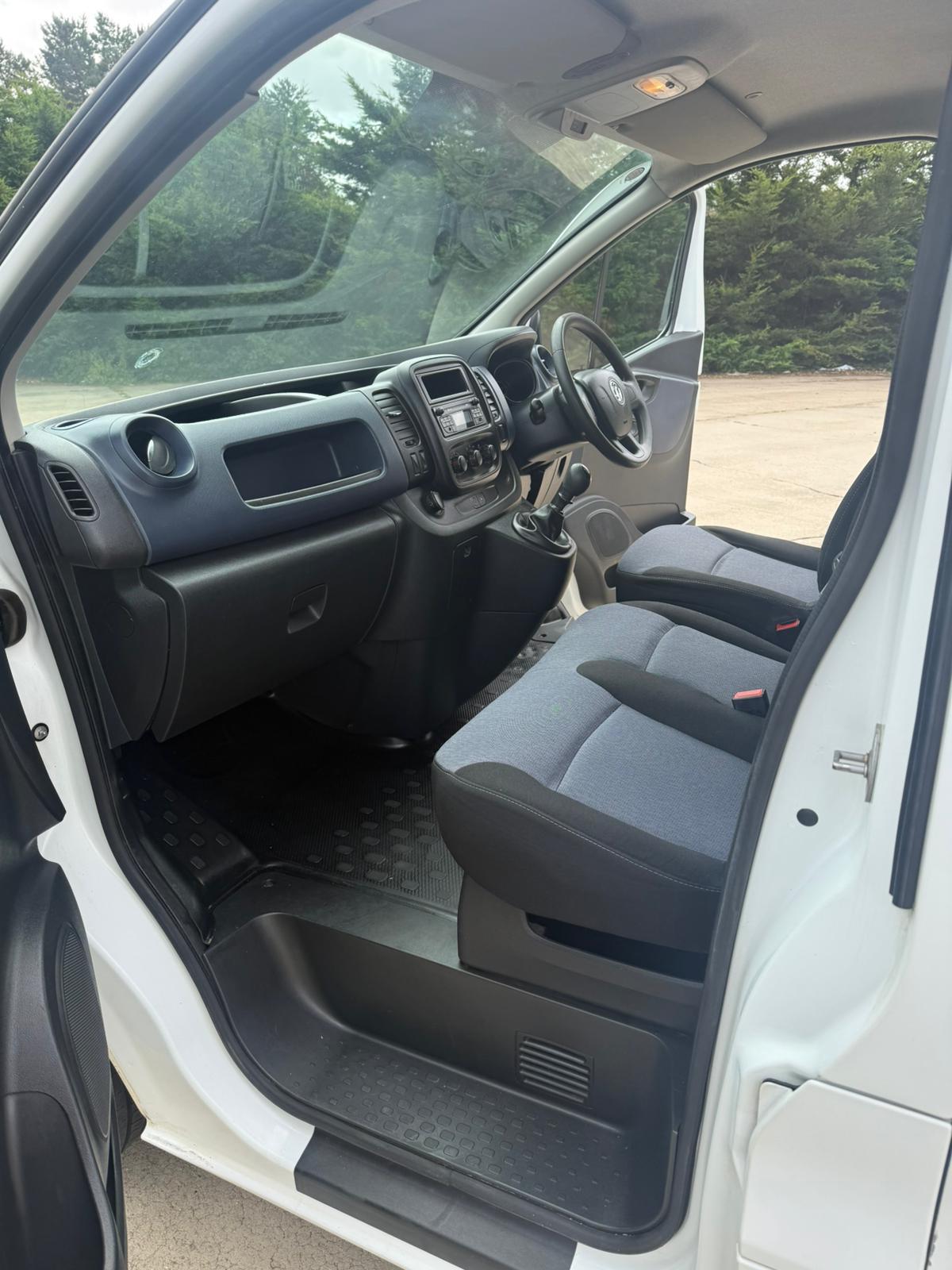Vauxhall Vivaro 1.6 CDTi 2900 Panel Van 5dr Diesel Manual L2 H1 Euro 5 (115 ps)