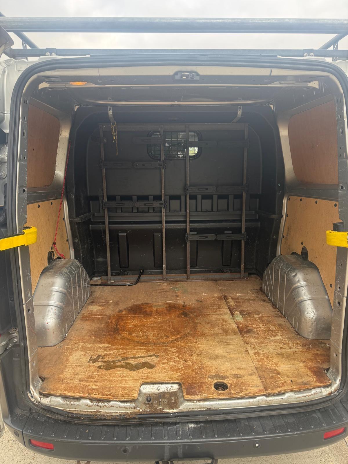 Ford Transit Custom 2.0 TDCi 290 Trend Combi Van 6dr Diesel Manual L1 H1 Crew Cab(161 g/km, 128 bhp)